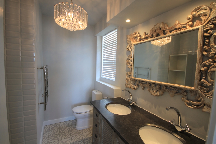 To Let 2 Bedroom Property for Rent in Sea Point Western Cape